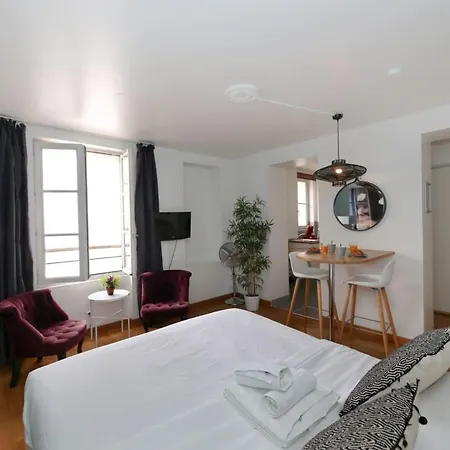 402 - Elegant Et Confortable A 5 *